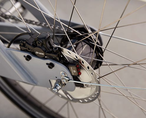 Siigar Bike ladcykel er bygget med hydraulisk skivebremse, forsynet med kraftig lysende baglygte fra Supernova og udstyret med Shimano Nexus Di2 5 gears nav og automatisk gearskift